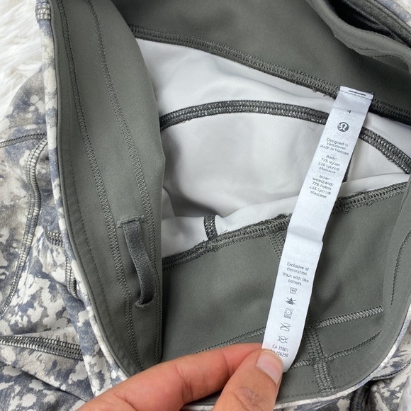 Lululemon Invigorate High-Rise Crop 23" Gritstone White Opal Multi - Picture 5 of 8